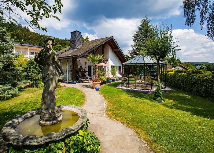 Schwallenberg 2 度假居 *